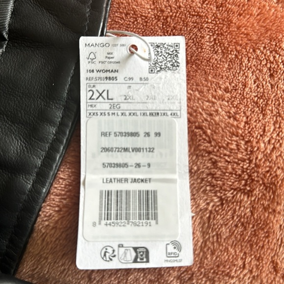 Black Leather Biker Jacket NWT - Mango - Picture 5 of 5